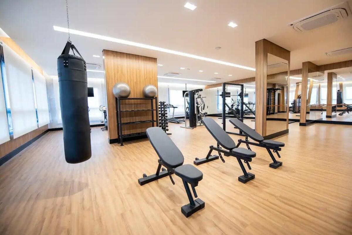 Full Rooftop With Pool And Gym, Yoga And Cinema Apartment